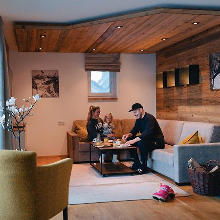เฟเนดิเกอร์ ลอดจ์ Aparthotel นอยเคียร์เชน อัม โกรสเวเนดิเกอร์ ภายนอก รูปภาพ